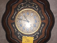 Lot 280 - antieke wandklok