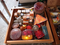 Lot 281 - lampen voor auto’s en aanhangwagens - afbeelding 2 van  4