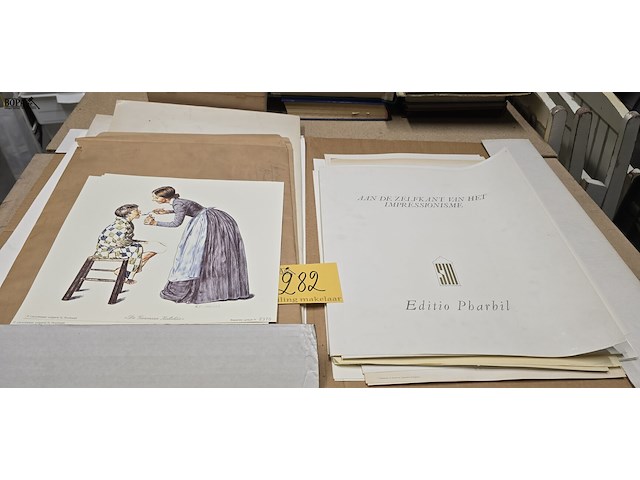 Lot 282 - diverse kunst reproducties - afbeelding 1 van  12