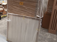 Lot 282 - melamine panelen. 5 stuks - afbeelding 1 van  4