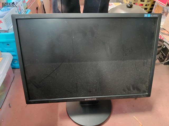 Lot 282 - pc scherm hpcompac la1905wg 43,5*28 en scherm samsung sinkma - afbeelding 2 van  4