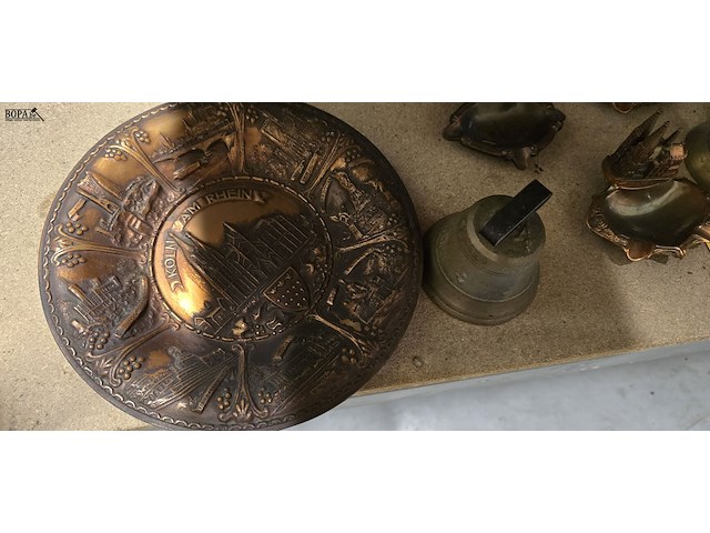 Lot 283 - diverse koperen items - afbeelding 2 van  6