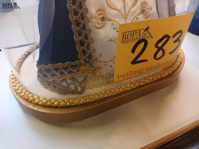 Lot 283 - globe met maria - afbeelding 3 van  3