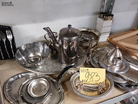 Lot 283 - lot verzilverde items, ong 34 stuks - afbeelding 2 van  2