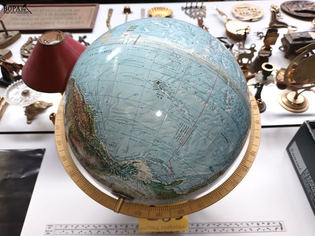 Lot 283 - wereldbol - afbeelding 4 van  4