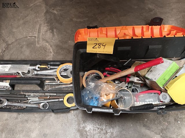 Lot 284 - materiaalkoffer met inhoud - afbeelding 4 van  4