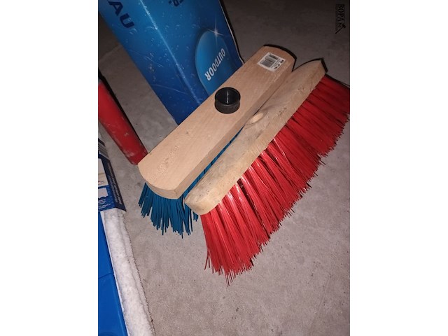 Lot 284 - poetsmateriaal. 6 stuks - afbeelding 4 van  6