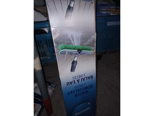 Lot 284 - poetsmateriaal. 6 stuks - afbeelding 5 van  6