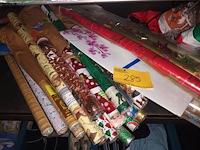 Lot 285 - lot kado verpakkingspapier - afbeelding 1 van  4