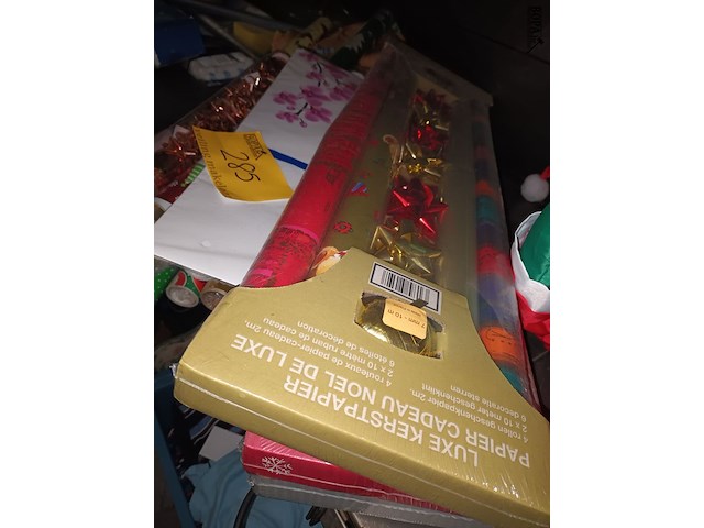 Lot 285 - lot kado verpakkingspapier - afbeelding 3 van  4