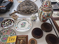 Lot 286 - chinese decoratie. 26 stuks - afbeelding 2 van  5
