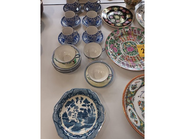 Lot 286 - chinese decoratie. 26 stuks - afbeelding 5 van  5