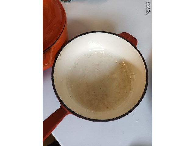 Lot 286 - kookpot en steelpan in gietijzer. 2 stuks - afbeelding 3 van  5