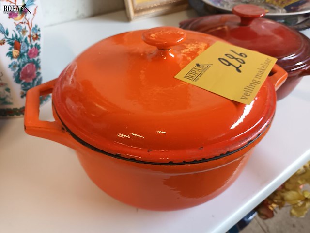 Lot 286 - kookpot en steelpan in gietijzer. 2 stuks - afbeelding 4 van  5