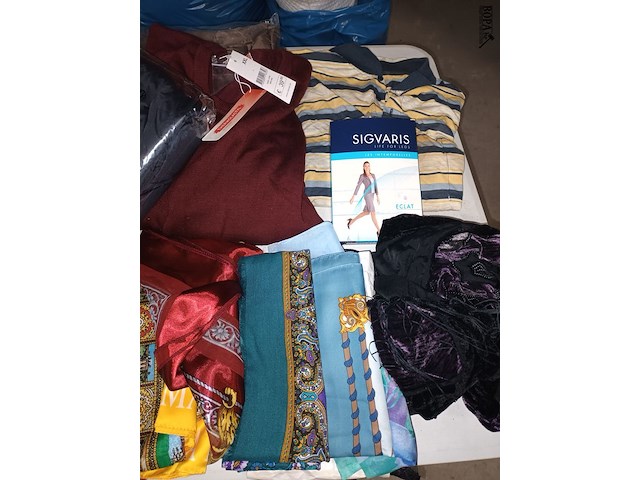 Lot 287 - kledij dames en heren. 26 stuks - afbeelding 2 van  5
