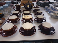 Lot 287 - koffieservies villeroy. 25 stuks - afbeelding 2 van  4