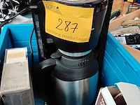 Lot 287 - koffiezet rowenta, koffiefilterhouder brabantia, koffiemaald - afbeelding 1 van  3