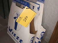 Lot 287 - wieze flessendragers. 2 stuks