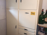 Lot 288 - retro kast - afbeelding 1 van  3