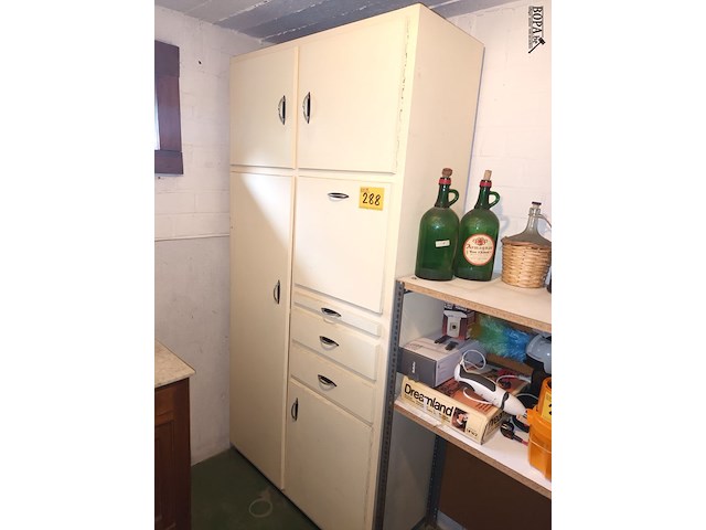 Lot 288 - retro kast - afbeelding 2 van  3