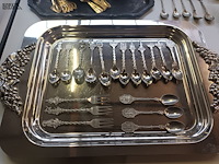 Lot 288 - verzilverd tafelgerei. 65 stuks - afbeelding 4 van  9