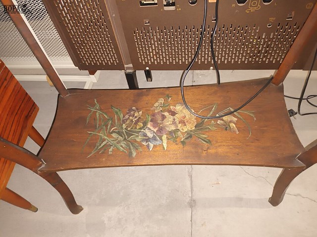 Lot 29 - antiek bijzettafeltje - afbeelding 4 van  5