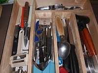 Lot 29 - bestekbak met inhoud - afbeelding 3 van  3