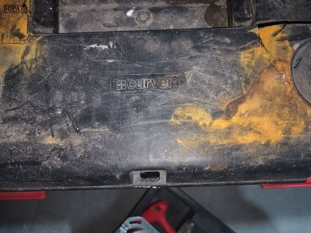 Lot 29 - curver materiaalkoffer met inhoud - afbeelding 4 van  4