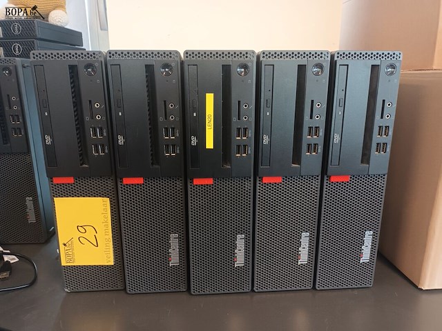 Lot 29 - desktop lenovo thinkcentre. 5 stuks - afbeelding 1 van  3