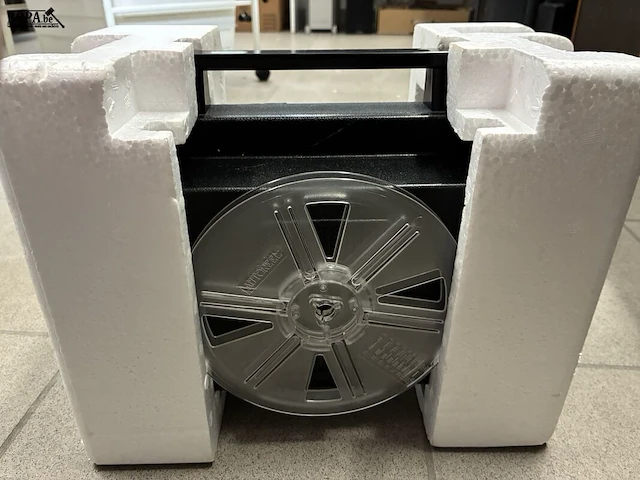 Lot 29 - gracia dual 8mm movie projector - afbeelding 5 van  6