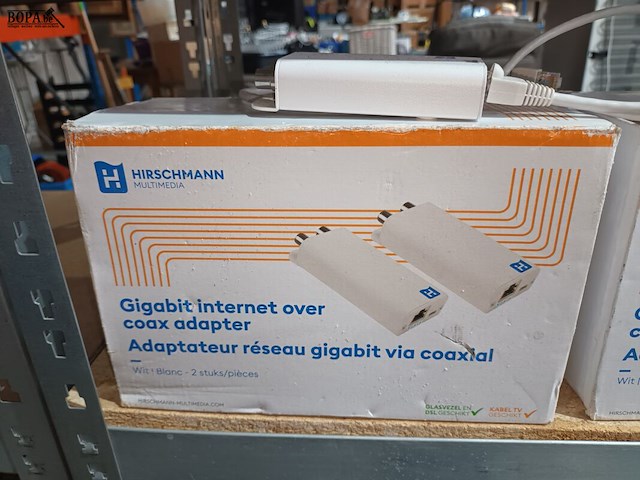 Lot 29 - internet modem en adapters - afbeelding 2 van  5