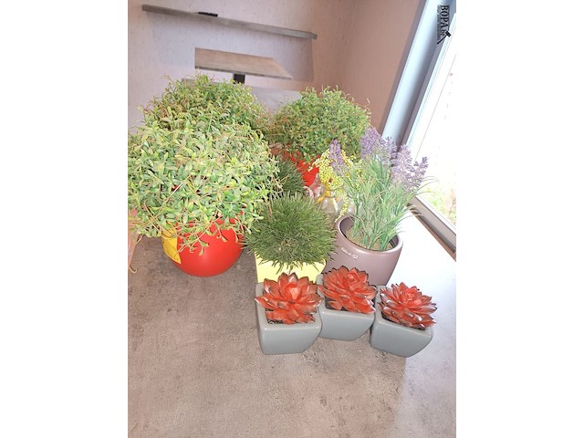 Lot 29 - kunstplantjes. 10 stuks - afbeelding 3 van  4