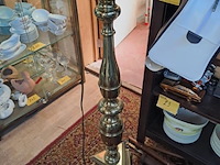 Lot 29 - massieve koperen ! kerkkandelaar - vloerlamp - afbeelding 2 van  4