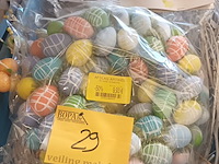 Lot 29 - paasversiering