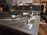 Lot 29 - platenspeler toshiba - afbeelding 4 van  4