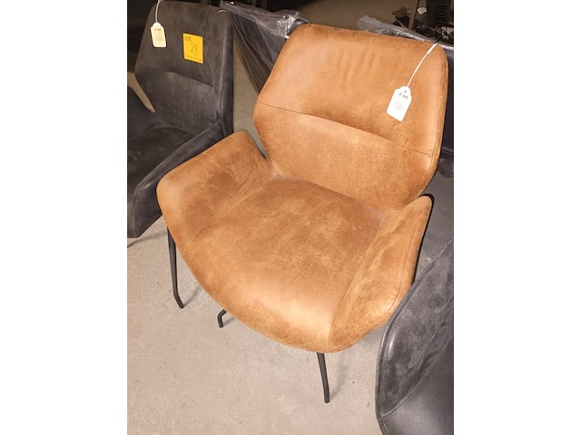 Lot 29 - roterende armstoel volta. 2 stuks - afbeelding 6 van  8