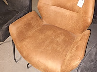 Lot 29 - roterende armstoel volta. 2 stuks - afbeelding 6 van  8