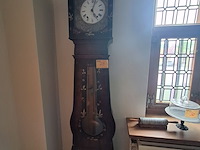 Lot 29 - staande klok - afbeelding 1 van  3