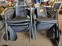 Lot 29 - terrasstoelen. 22 stuks