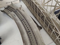 Lot 29 - vakwerkbrug, met m-rails - afbeelding 3 van  4