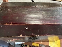 Lot 29 - vintage opbergkisten - afbeelding 2 van  3