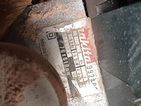 Lot 290 - bandschuurmachine makita - afbeelding 3 van  3