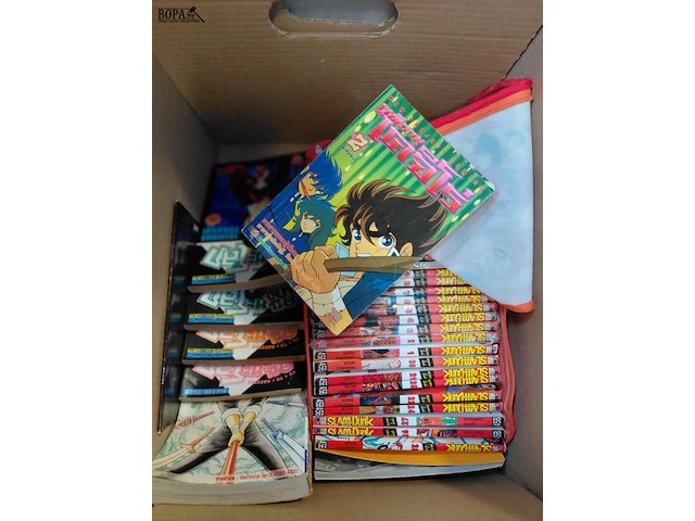 Lot 290 - manga strips 6 thais + slam dunk reeks circa 30 - afbeelding 2 van  4