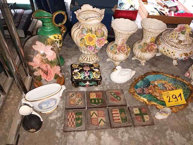 Lot 291 - vazen en decoratie. 27 stuks - afbeelding 2 van  4