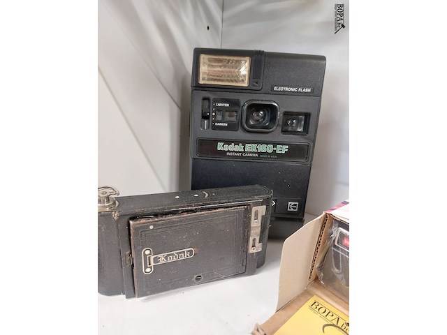 Lot 292 - vintage fototoestellen, 5 stuks - afbeelding 2 van  3