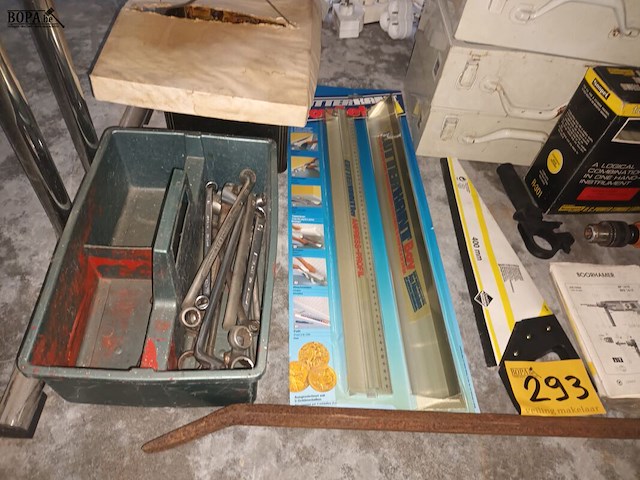 Lot 293 - gereedschap en doe-het-zelf. 15 stuks - afbeelding 2 van  5