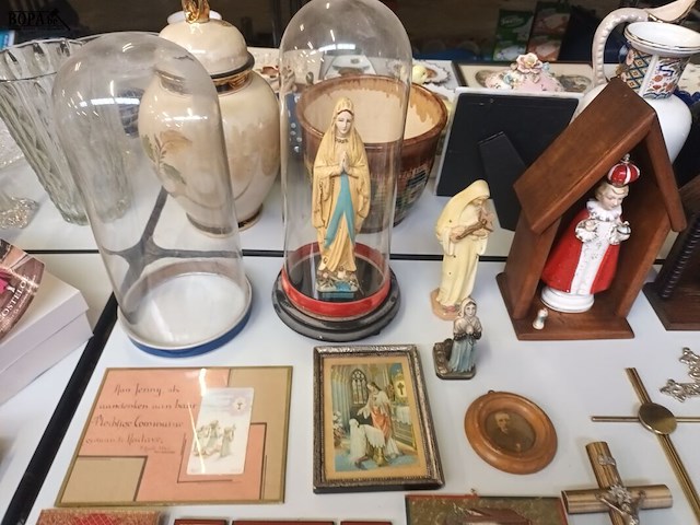 Lot 294 - devotie. 37 stuks - afbeelding 6 van  8