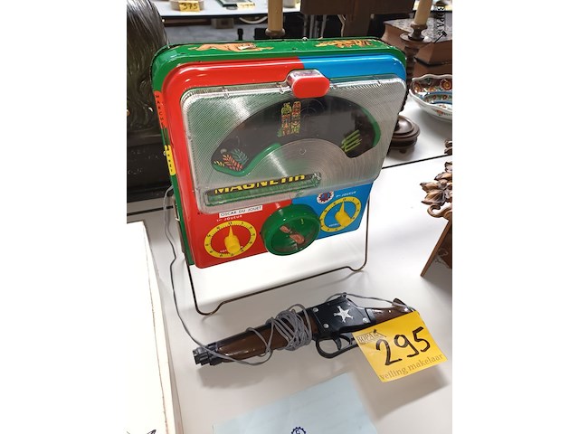 Lot 295 - blikken speelgoed - afbeelding 4 van  6