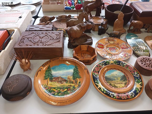 Lot 295 - houten decoratie. 60 stuks - afbeelding 3 van  6