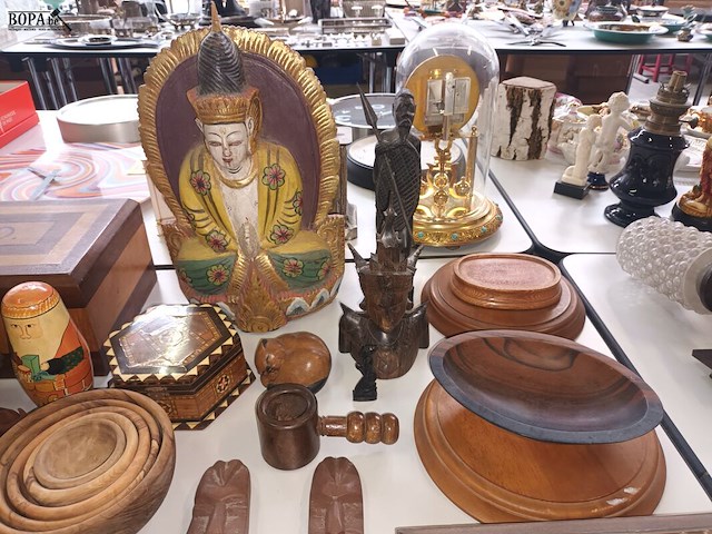 Lot 295 - houten decoratie. 60 stuks - afbeelding 6 van  6